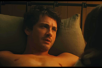 Logan Lerman sexy