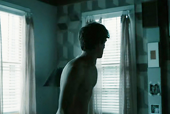 Hunter Doohan naked torso