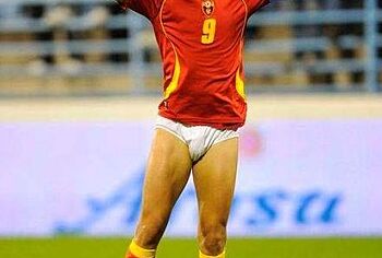 Mirko Vučinić dick bulge