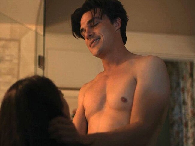 Finn Wittrock shirtless