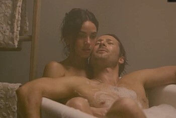 Glen Powell jerk off