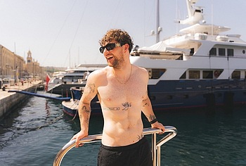 Tom Grennan exposed