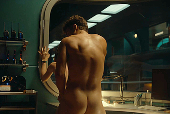 Jason Fernandez ass