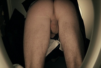 Hamish Linklater frontal nude