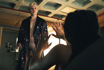 Alexander Calvert in Gen V