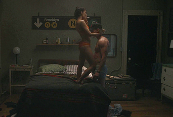 Austin Butler nude in Caught Stealing