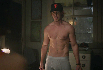 Austin Butler cock bulge