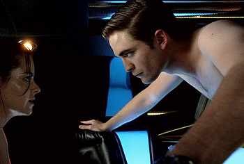 Robert Pattinson sexy in Cosmopolis