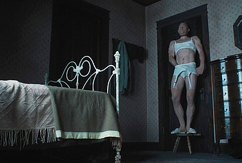 Charlie Hunnam jerk off