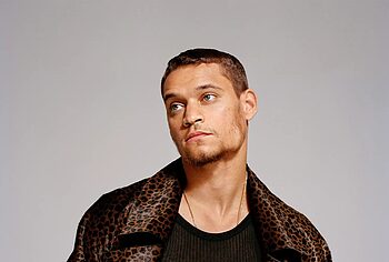 Tyriq Withers shirtless and bulge pics