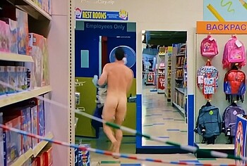 Channing Tatum nude in Roofman