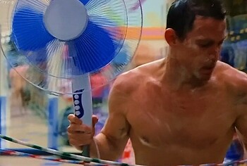 Channing Tatum nude in Roofman