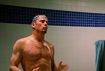 Channing Tatum nude in Roofman