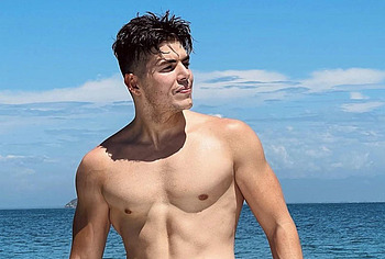 Sammy Guevara nude and sexy