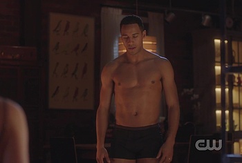 Elliot Knight shirtless