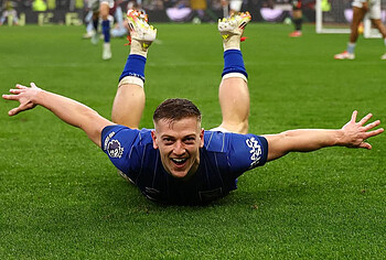 Liam Delap bulge photos