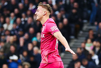 Liam Delap bulge photos