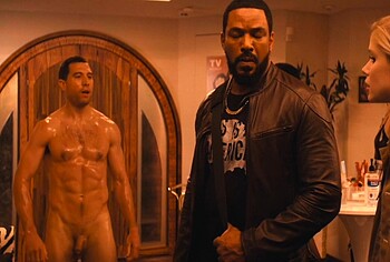 Laz Alonso sexy