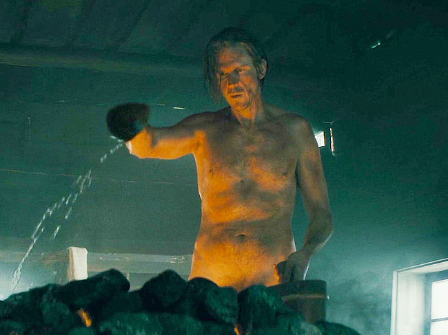 Gustaf Skarsgrd nude