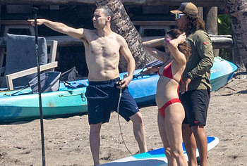 Jack Antonoff shirtless pics