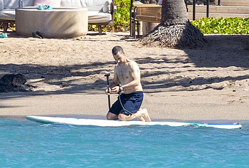 Jack Antonoff shirtless pics