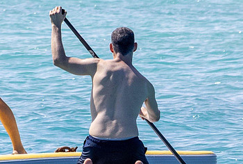 Jack Antonoff shirtless pics