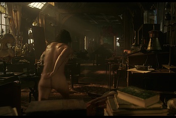 Oscar Isaac nude in Frankenstein