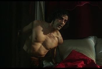 Oscar Isaac nude in Frankenstein