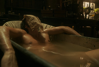 Oscar Isaac nude in Frankenstein