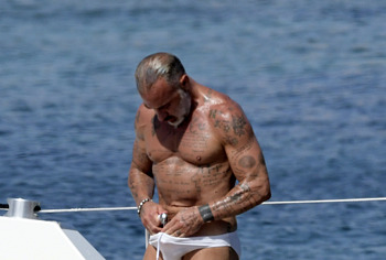 Gianluca Vacchi nude pics