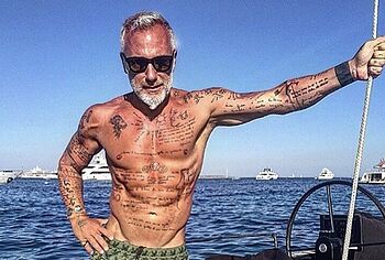 Gianluca Vacchi nude pics