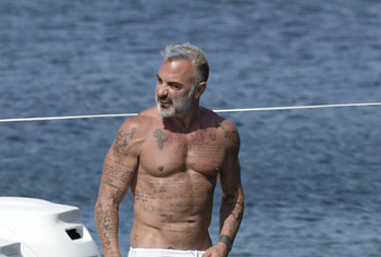 Gianluca Vacchi nudity