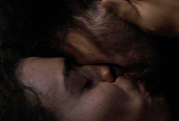 Diego Luna gay sex in Kiss Of The Spider Woman