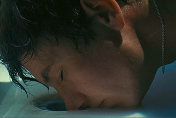 Barry Keoghan nude in Saltburn