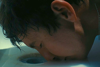 Barry Keoghan nude in Saltburn