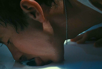 Barry Keoghan nude in Saltburn