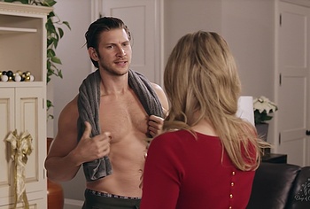 Greyston Holt sexy