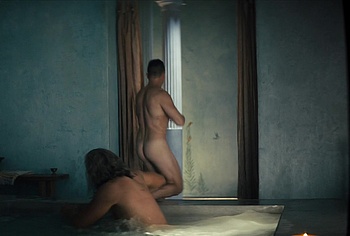 Nick E Tarabay nudes