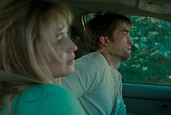 Robert Pattinson nude in Die My Love