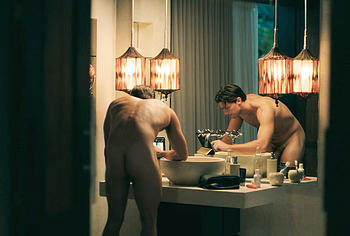 Patrick Schwarzenegger nude in The White Lotus