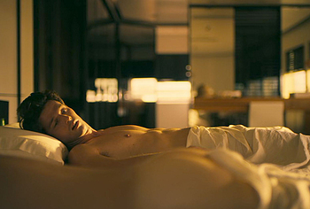 Patrick Schwarzenegger nude in The White Lotus