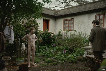 Louis Hofmann naked in Lilies Not for Me