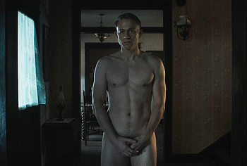 Charlie Hunnam frontal nude