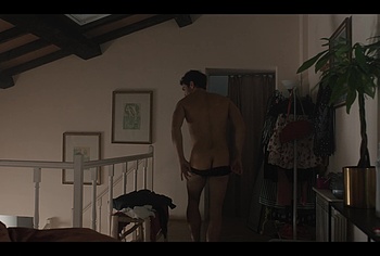 Eugenio Franceschini nude in Emily in Paris