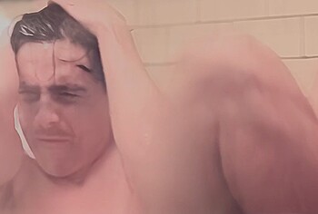 Timothee Chalamet nude in Marty Supreme