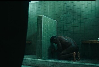 Pharez Lass nude in Mayor of Kingstown