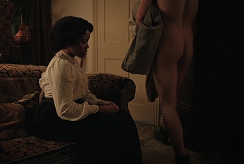 Shaun Thomas naked ass