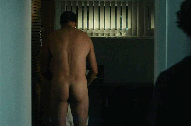 Alexander Skarsgrd nude