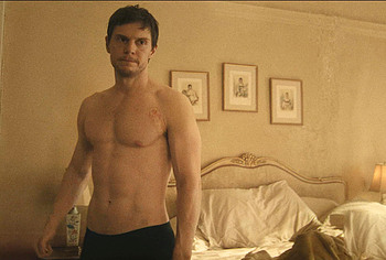 Evan Peters sexy