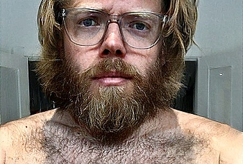 Rob Beckett and Romesh Ranganathan nude in Rob vs Romesh